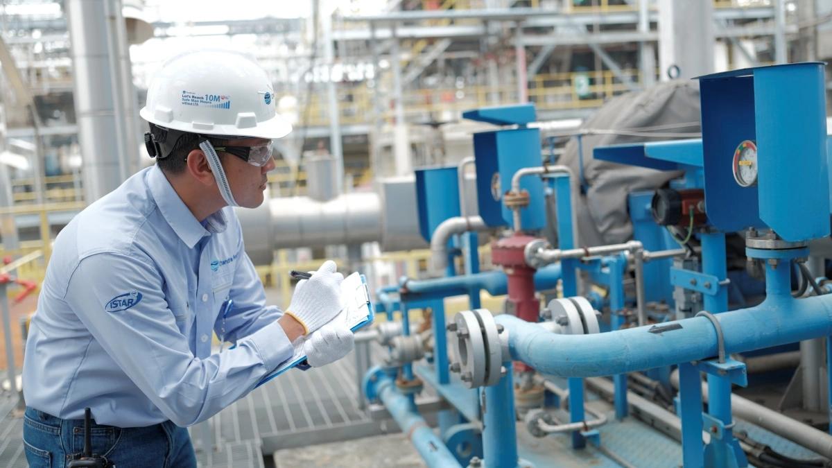 Keselamatan kerja di kilang minyak