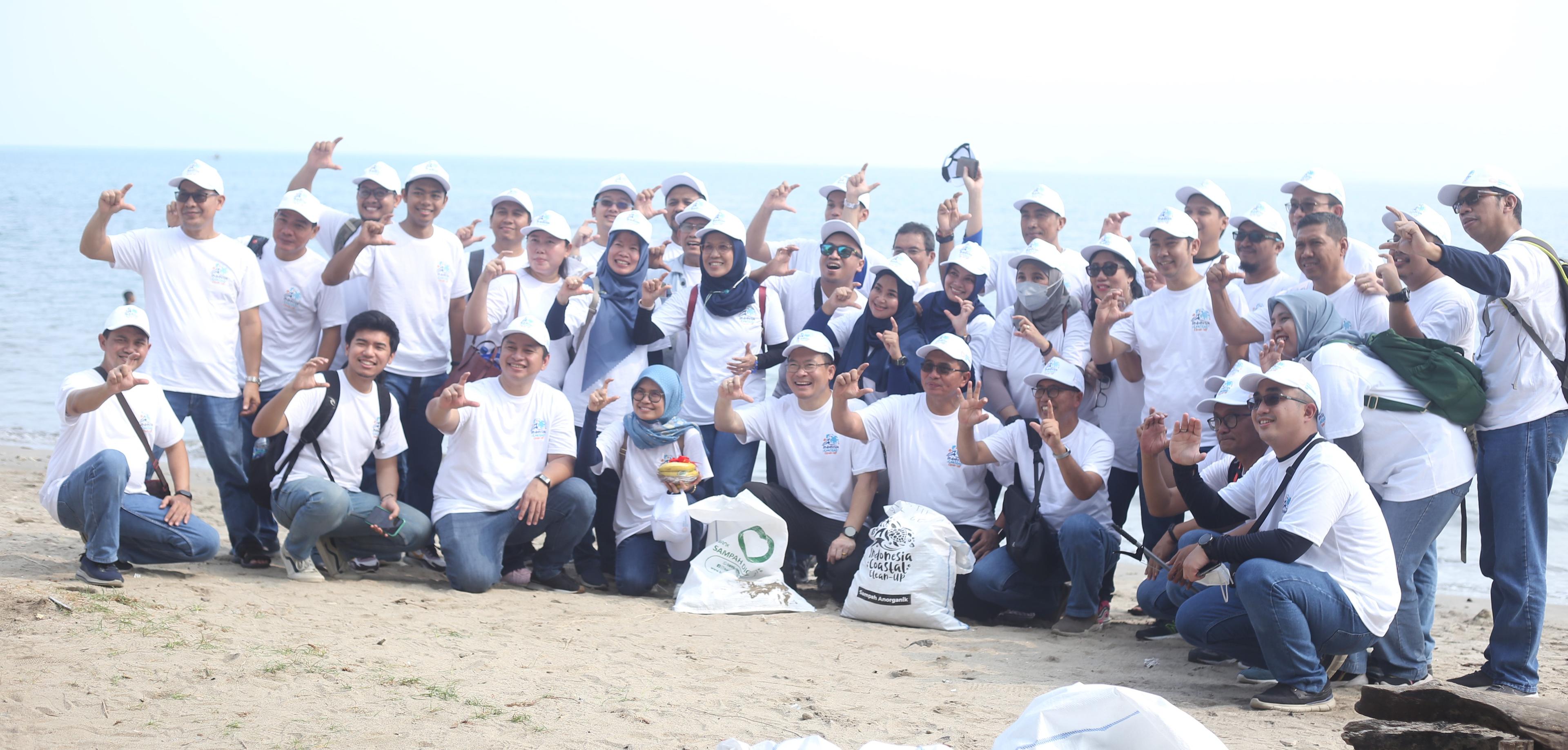 Together with Stakeholders, Chandra Asri Organizes Indonesia Coastal Clean Up 2023 in Banten