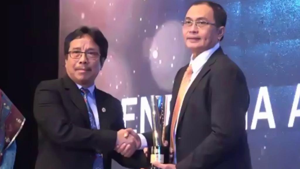 Consistently Maintain Quality Standards, Chandra Asri Won The Highest Platinum Award at the SNI Award 2022