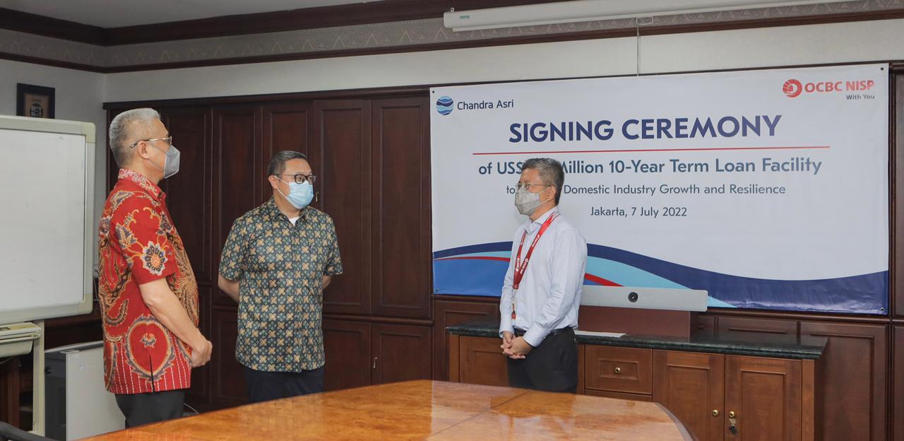 Facilitating Domestic Petrochemical Industry Growth, OCBC NISP and Chandra Asri Sign US$100 Million Loan Facility