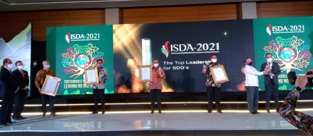 Implementing the Best Solutions to Overcome SDGs Problems, Chandra Asri Wins ISDA 2021 Awards